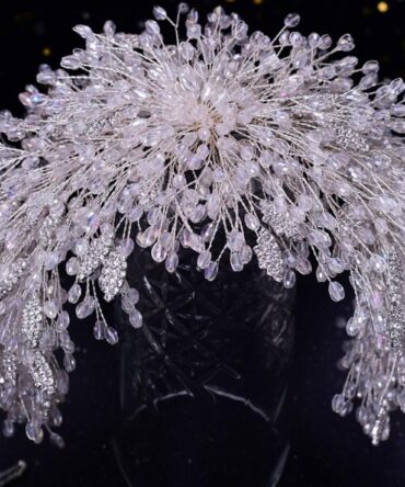 Exquisite lavi headpiece